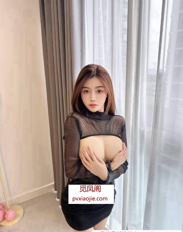 性感身材大胸艾拉