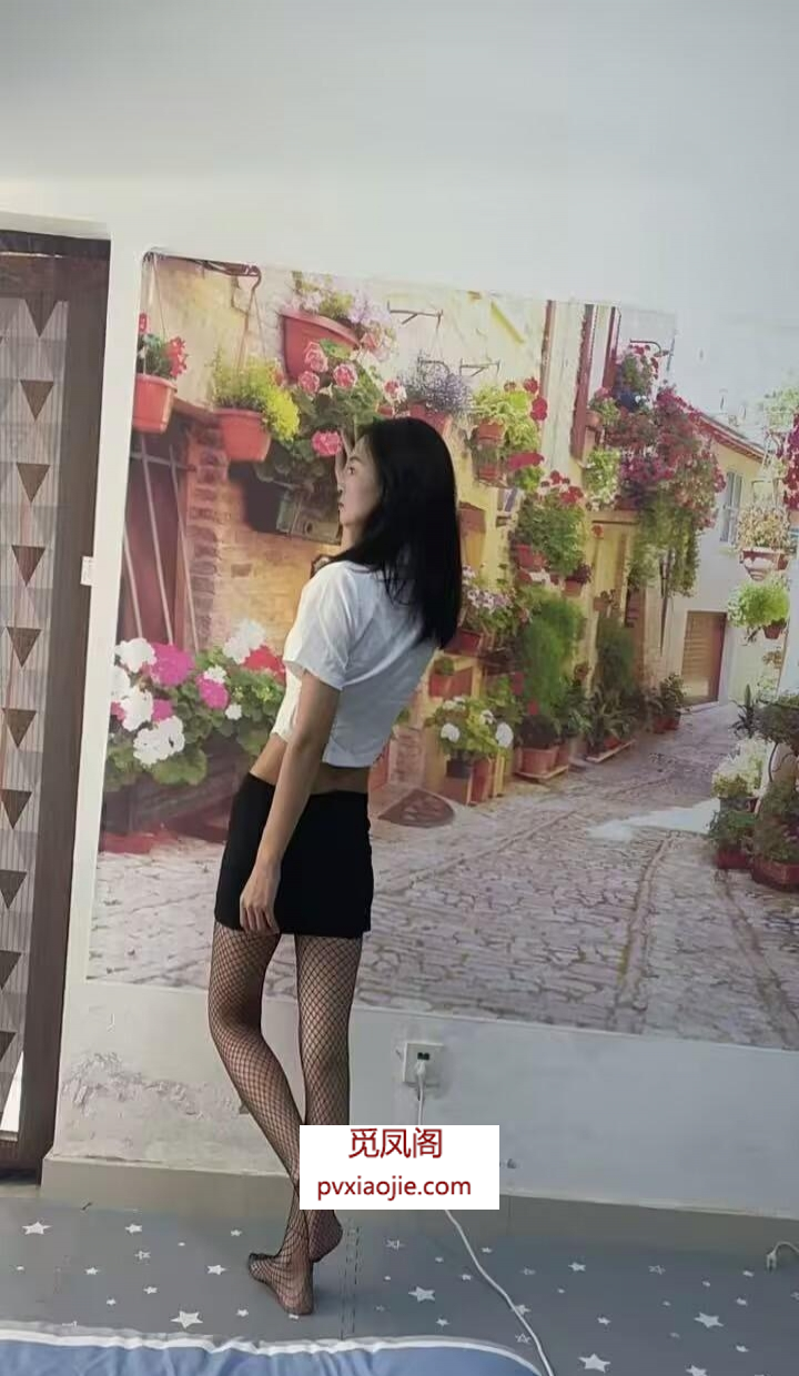 官渡带服务性感瘦小梅子