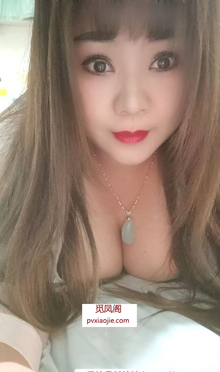 丰满大胸薇薇