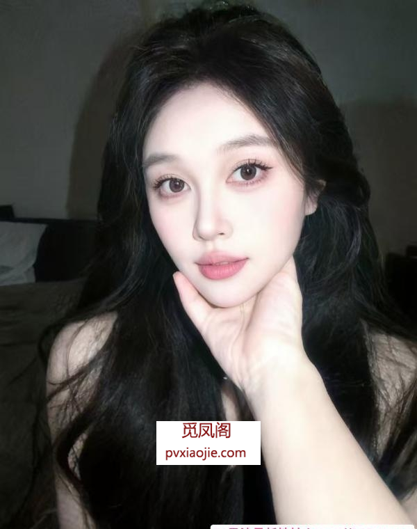 高颜值反差口爆御姐